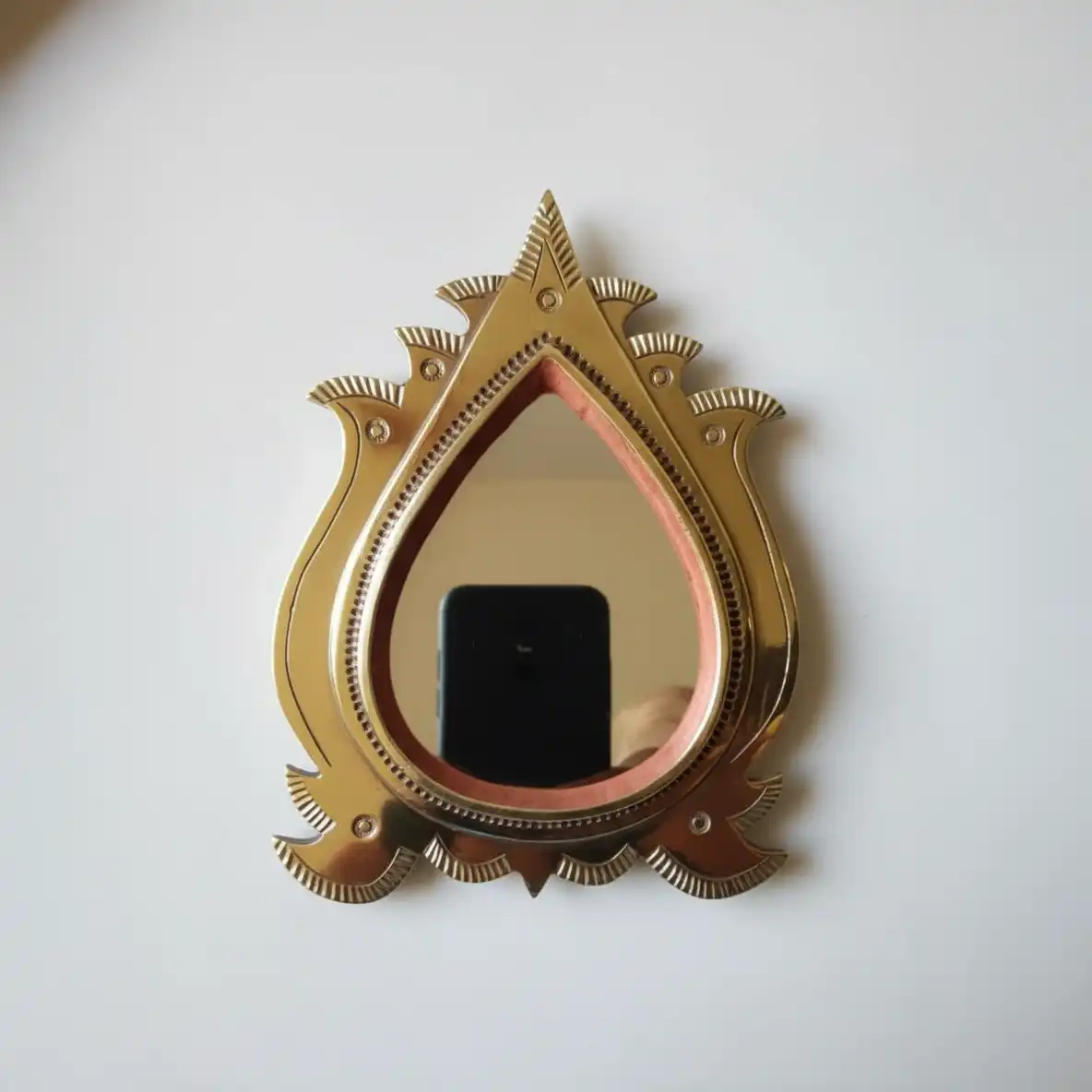 Lotus Floral Aranmula Kannadi